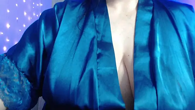 missdaniels online show from 10, 1, 2025