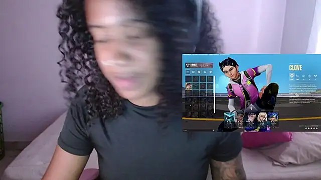 TiffanyRoouse online show from 4, 12, 2024