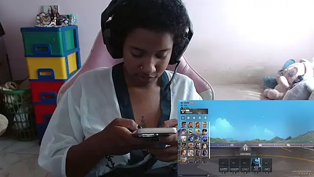 TiffanyRoouse online show from 2, 11, 2025