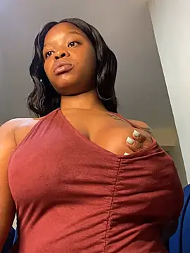 SexxyLunar online show from 7, 2, 2025