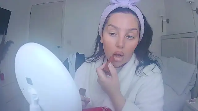 magical mia online show from 12, 5, 2026