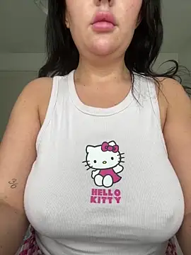 Snapshot of magical_mia chatting on 1, 6, 2026 magical mia online show from 1, 6, 2026