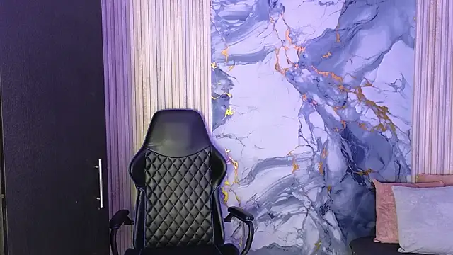 Snapshot of LissaWiild chatting on 6, 3, 2026 LissaWiild online show from 6, 3, 2026