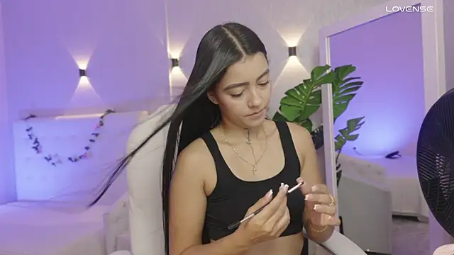 miagomezweb1 online show from 19, 1, 2026