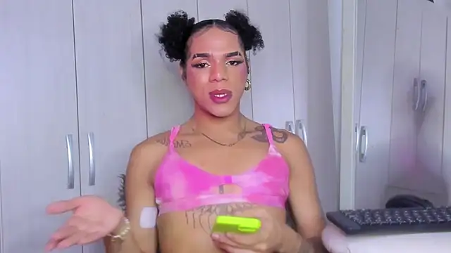 Snapshot of Kendall_Hotsexy_x chatting on 5, 4, 2026 Kendall Hotsexy x online show from 5, 4, 2026