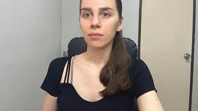 SassyJessi online show from 4, 3, 2025