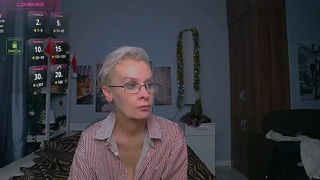 Snapshot of HelgaHimmell chatting on 26, 12, 2024 HelgaHimmell online show from 26, 12, 2024
