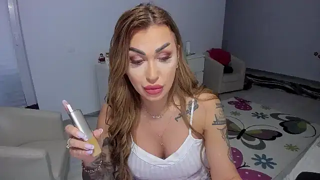 GlossyDiamondX online show from 12, 2, 2025