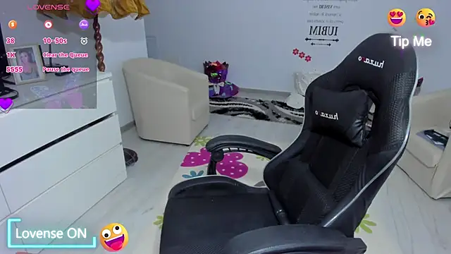 GlossyDiamondX online show from 17, 3, 2026