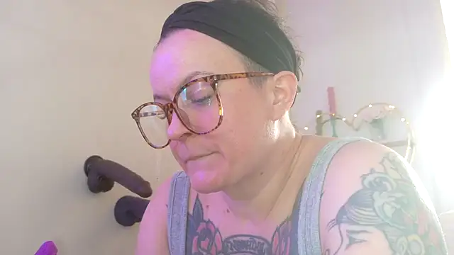 Snapshot of quinnmariexo chatting on 31, 3, 2026 quinnmariexo online show from 31, 3, 2026