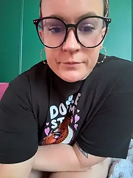 Snapshot of quinnmariexo chatting on 12, 5, 2026 quinnmariexo online show from 12, 5, 2026