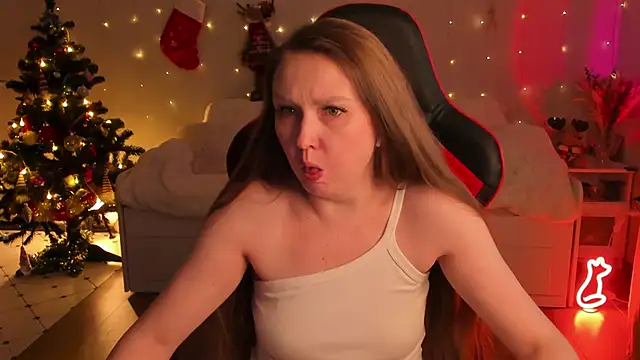 Snapshot of desperatehousewife__ chatting on 11, 1, 2025 desperatehousewife online show from 11, 1, 2025