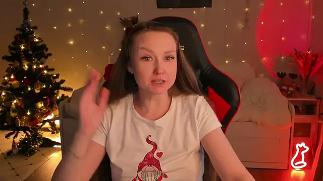 Snapshot of desperatehousewife__ chatting on 13, 1, 2025 desperatehousewife online show from 13, 1, 2025