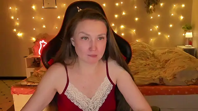 desperatehousewife   online show from 14, 5, 2026