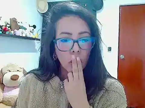 Snapshot of ella_peck chatting on 31, 12, 2024 ella peck online show from 31, 12, 2024