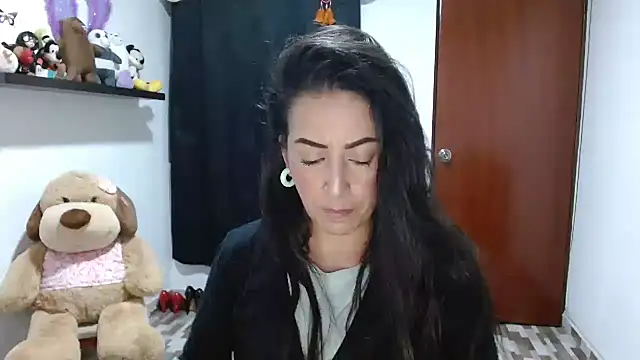 Snapshot of ella_peck chatting on 13, 2, 2025 ella peck online show from 13, 2, 2025