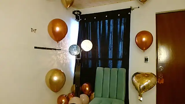 Snapshot of ella_peck chatting on 19, 9, 2025 ella peck online show from 19, 9, 2025