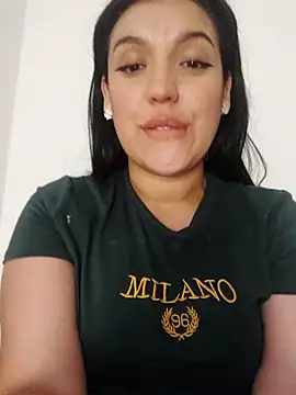 Snapshot of Sophie-hatter chatting on 9, 3, 2025 Sophie-hatter online show from 9, 3, 2025