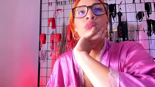 charrlotte quinn online show from 2, 1, 2025