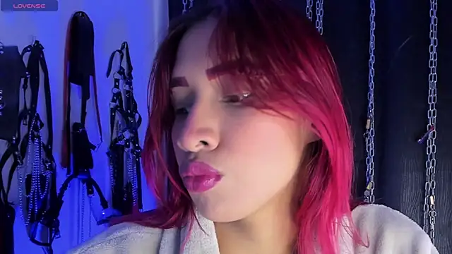 charrlotte quinn online show from 19, 6, 2026