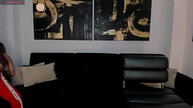 MollySundersX online show from 4, 10, 2025