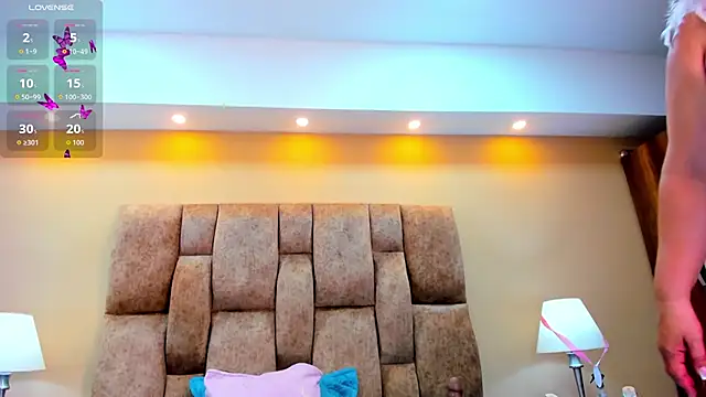 Snapshot of MiiaHot chatting on 22, 3, 2026 MiiaHot online show from 22, 3, 2026