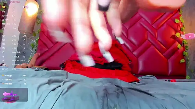 VeronicaLodge23 online show from 13, 12, 2024