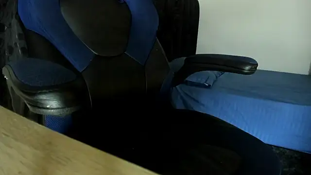 male pussy online show from 24, 7, 2026