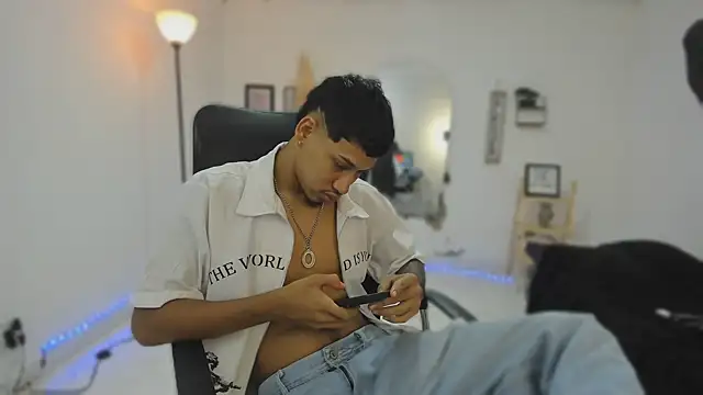 Snapshot of slim_master12 chatting on 18, 1, 2026 slim master12 online show from 18, 1, 2026