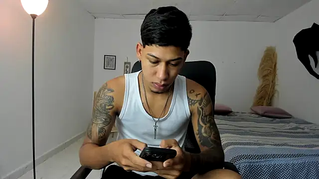 Snapshot of slim_master12 chatting on 22, 3, 2026 slim master12 online show from 22, 3, 2026