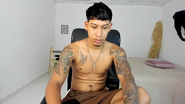 Snapshot of slim_master12 chatting on 29, 3, 2026 slim master12 online show from 29, 3, 2026