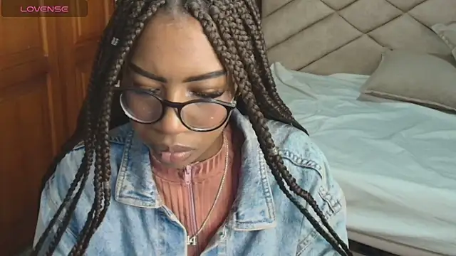 Raquel jones online show from 30, 9, 2025