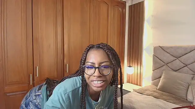 Raquel jones online show from 22, 6, 2026