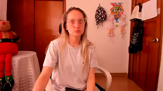 Snapshot of Adele_johnsonn1 chatting on 27, 2, 2026 Adele johnsonn1 online show from 27, 2, 2026