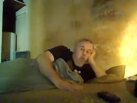 Nightshade7712 online show from 12, 9, 2025