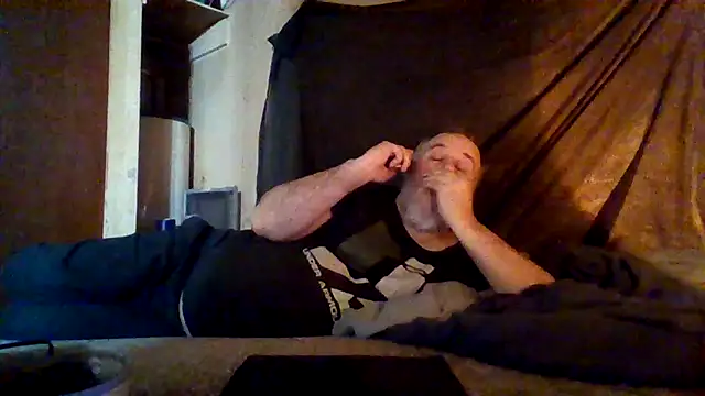 Nightshade7712 online show from 10, 2, 2026