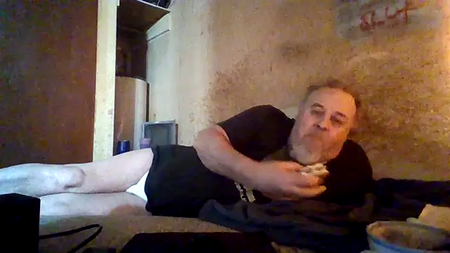 Nightshade7712 online show from 5, 3, 2026