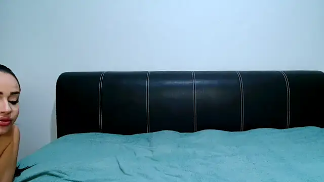 AntoniaKarls online show from 10, 1, 2025