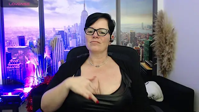 ninarandmann online show from 9, 12, 2024