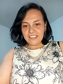 Snapshot of Natasha_milf__ chatting on 1, 2, 2025 Natasha milf online show from 1, 2, 2025