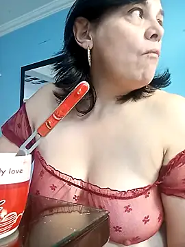 Snapshot of Natasha_milf__ chatting on 28, 2, 2025 Natasha milf online show from 28, 2, 2025