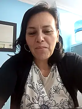 Snapshot of Natasha_milf__ chatting on 8, 3, 2025 Natasha milf online show from 8, 3, 2025