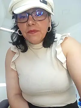 Snapshot of Natasha_milf__ chatting on 10, 3, 2025 Natasha milf online show from 10, 3, 2025