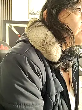 Snapshot of Natasha_milf__ chatting on 3, 10, 2025 Natasha milf online show from 3, 10, 2025