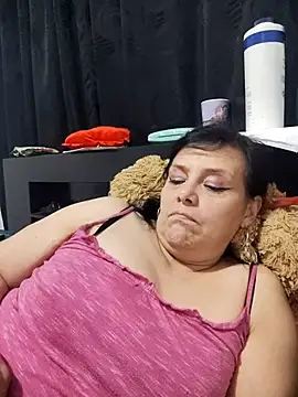 Snapshot of Natasha_milf__ chatting on 6, 11, 2025 Natasha milf online show from 6, 11, 2025