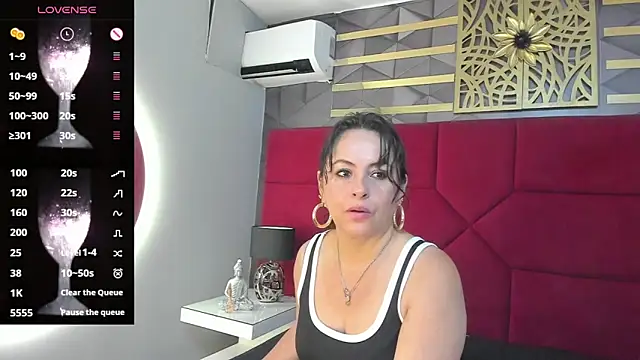 Snapshot of hanny_milf chatting on 19, 2, 2025 hanny milf online show from 19, 2, 2025