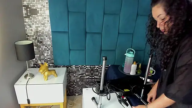 hanny milf online show from 22, 11, 2025