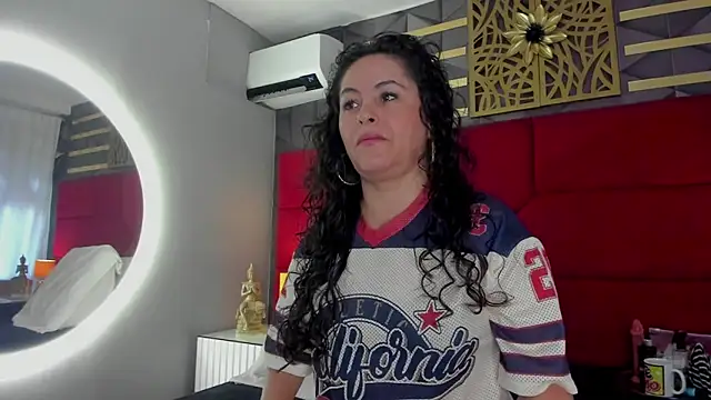 hanny milf online show from 10, 5, 2026