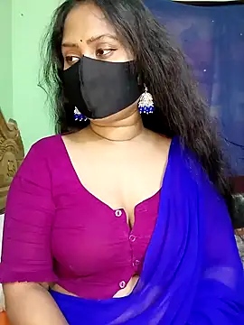 Idhika Paul online show from 26, 1, 2025