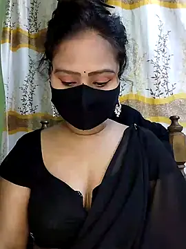 Snapshot of Idhika_Paul chatting on 8, 2, 2025 Idhika Paul online show from 8, 2, 2025